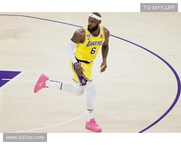 詹姆斯球衣补丁致敬历史得分王 詹姆斯球衣补丁致敬历史得分王